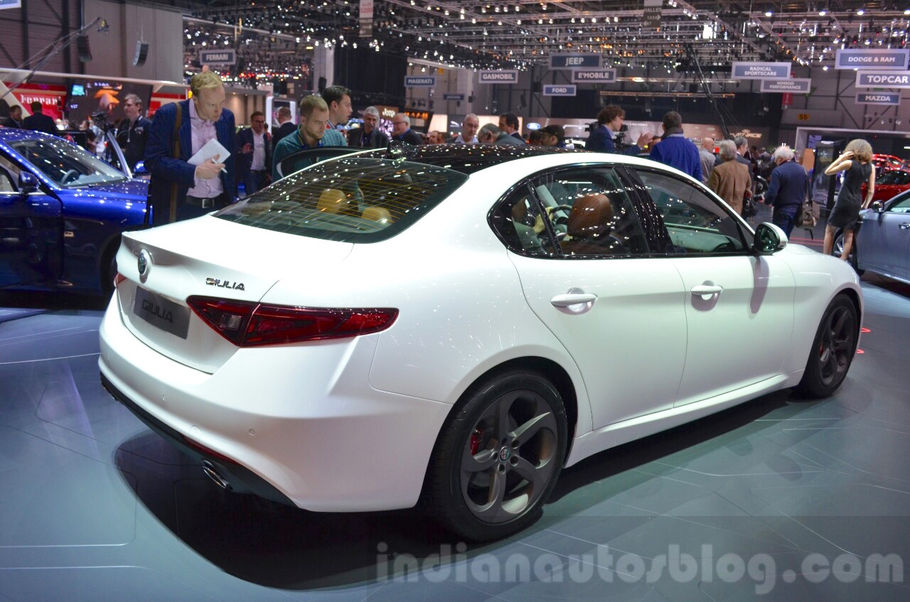 Alfa Romeo Giulia Veloce - Bologna Motor Show Live