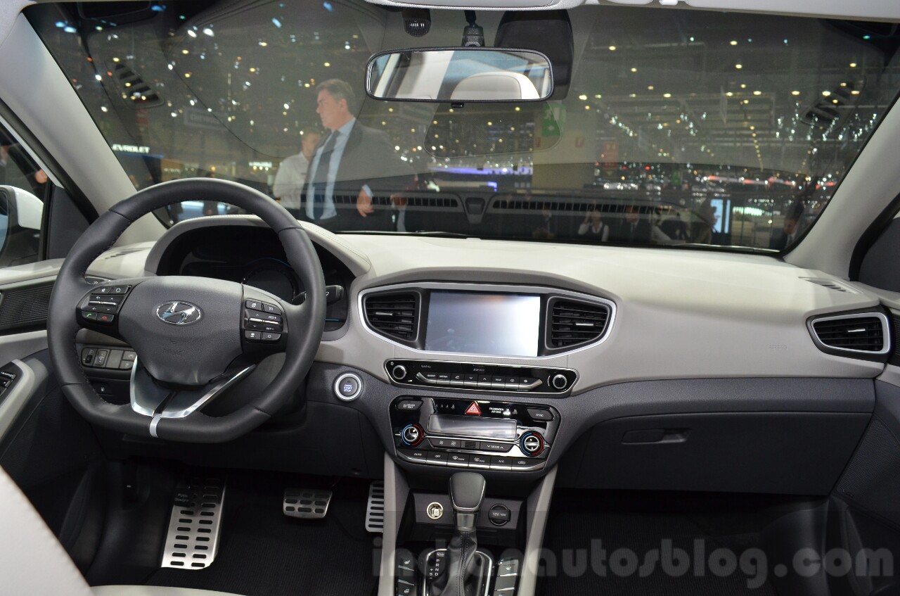 Hyundai Ioniq Hybrid dashboard at the 2016 Geneva Motor Show Live