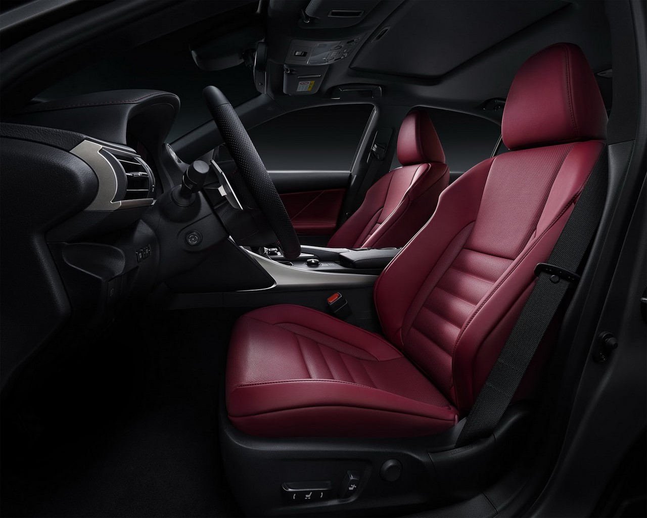 2016 Lexus IS 200t (facelift) front seats