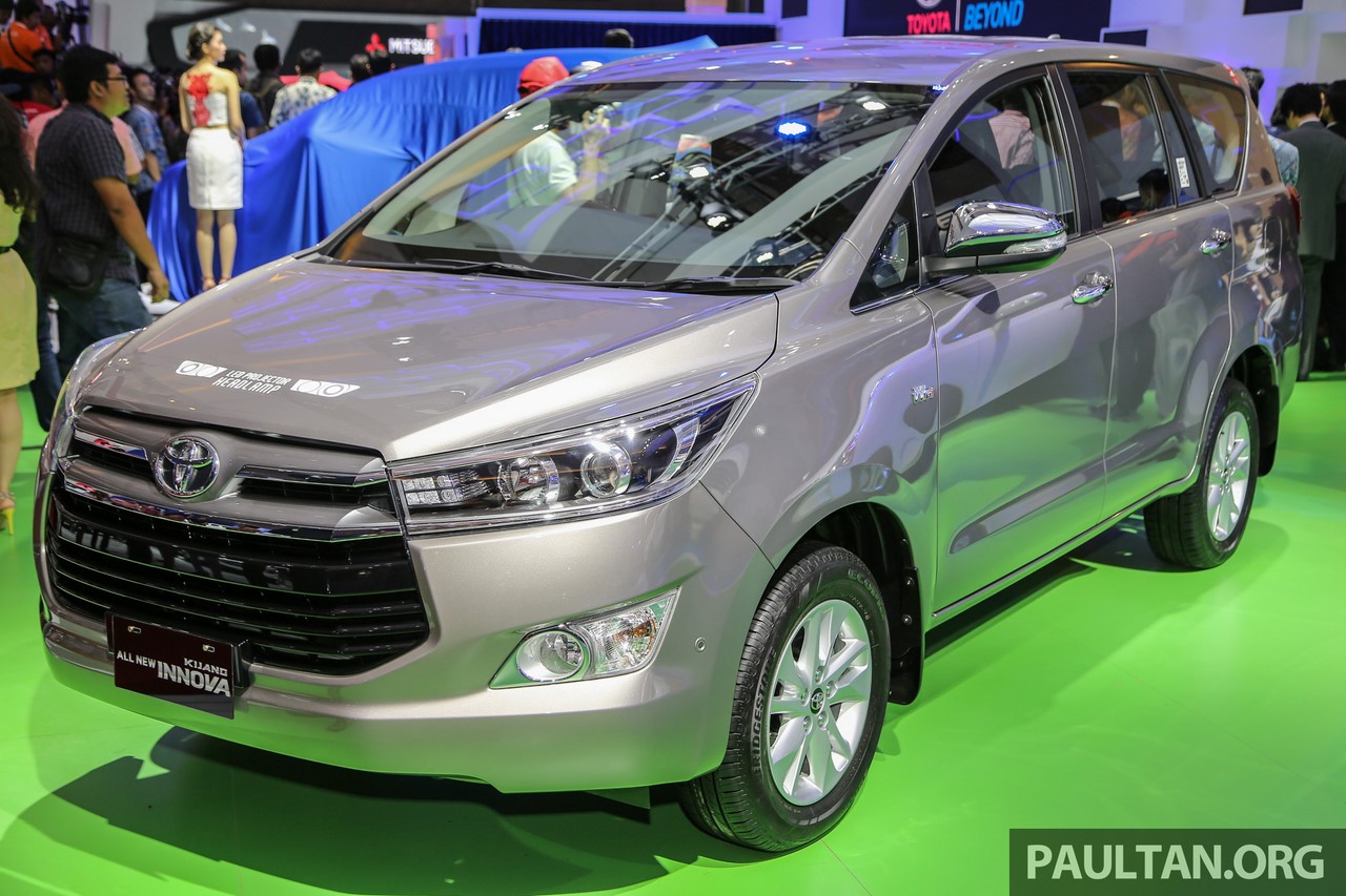 2016 Toyota Innova with captain seats - In Images