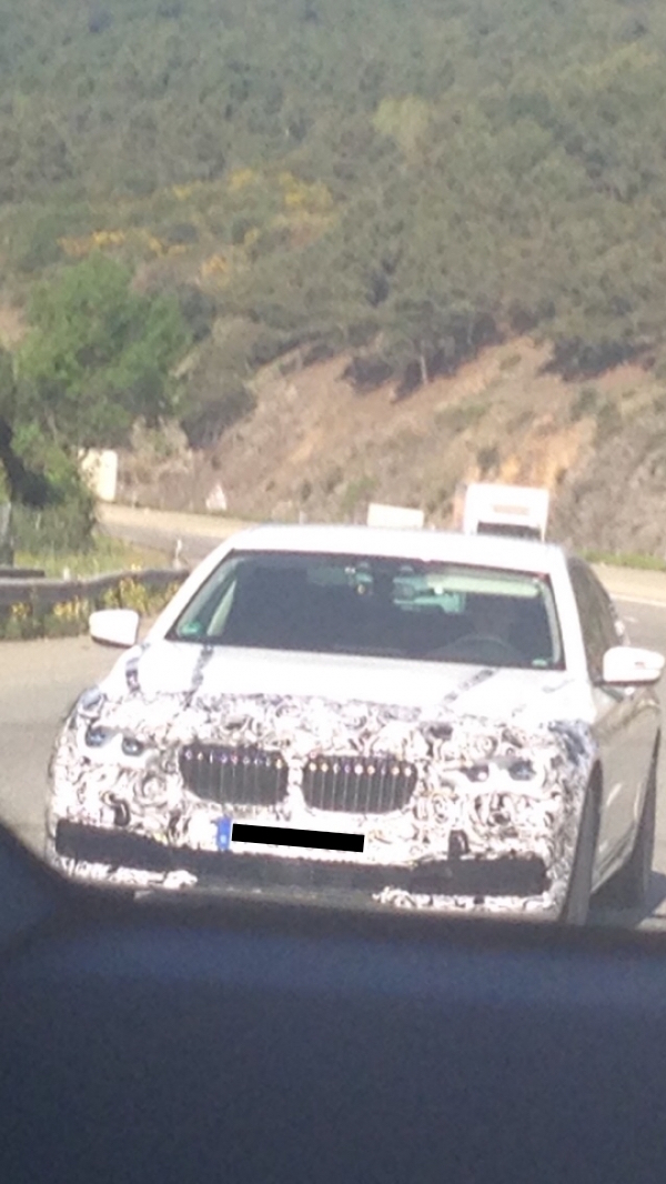 2017 BMW 5 Series spied