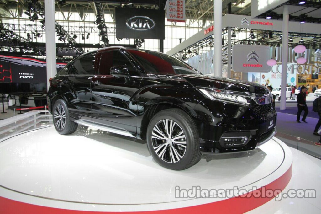 Honda Avancier front quarter at Auto China 2016