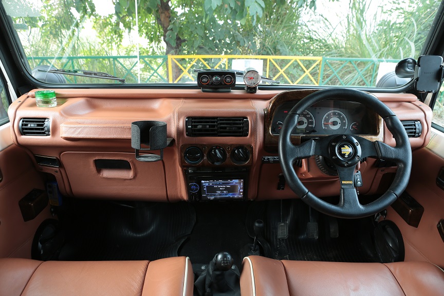 mahindra classic jeep interior