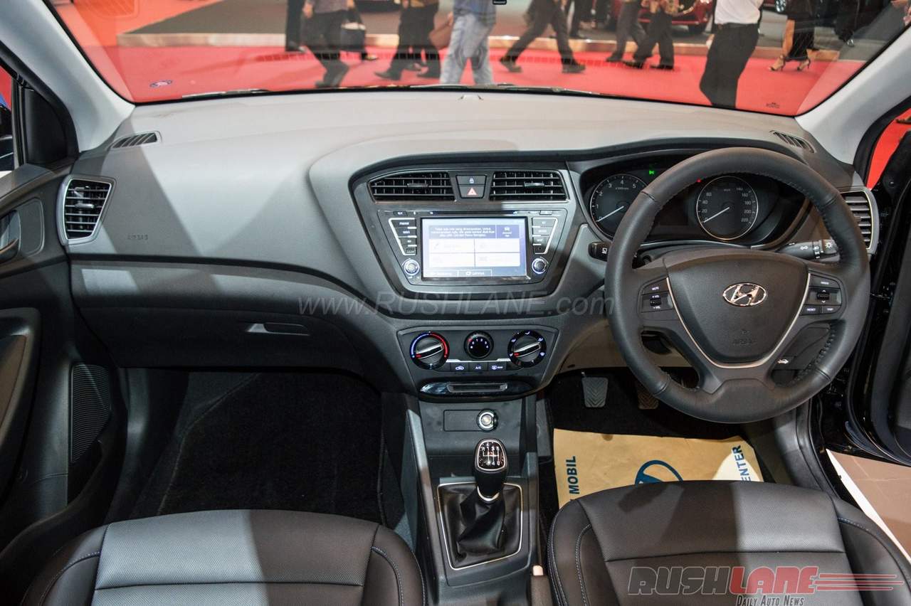 Customised Hyundai i20 dashboard showcased at GIIAS