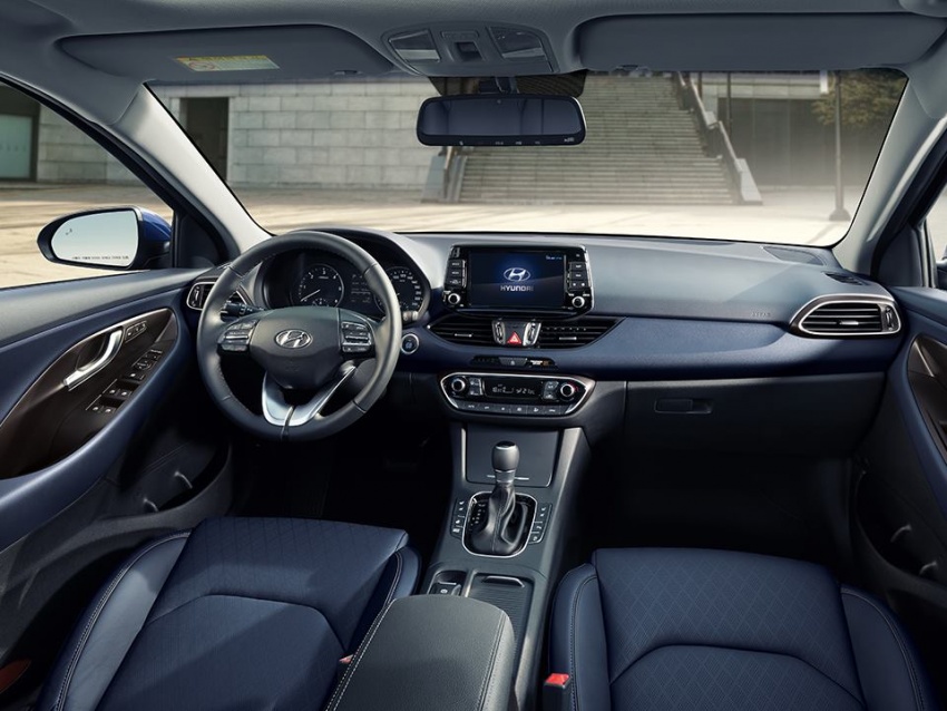 Hyundai i30 dashboard revealed ahead of Paris debut