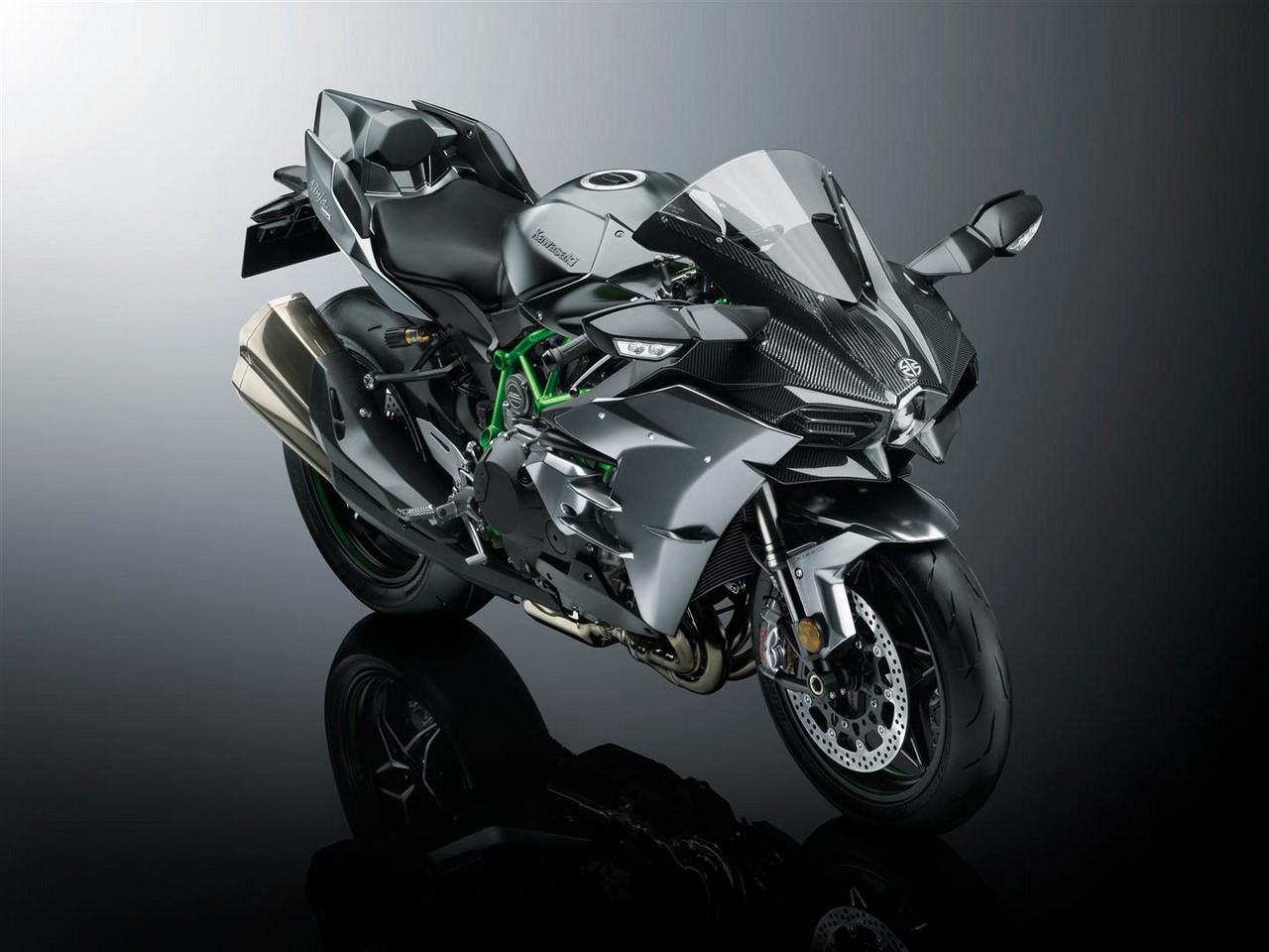 2017 Kawasaki Ninja H2, H2 Carbon H2R launched India