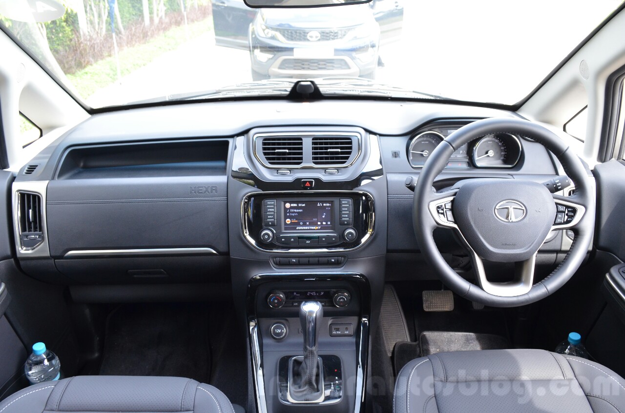Tata Hexa vs Mahindra XUV500 vs Toyota Innova Crysta - Comparo.