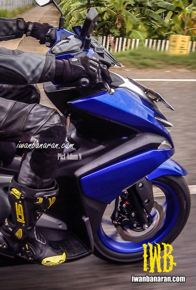 Yamaha NVX 150 front disc spied