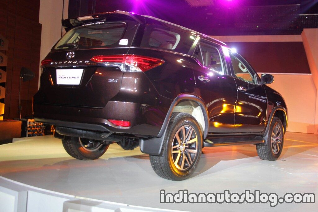 2016 Toyota Fortuner rear three quarter launch live
