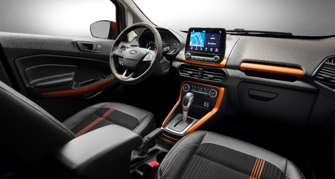 Ford EcoSport 2017 facelift india interior