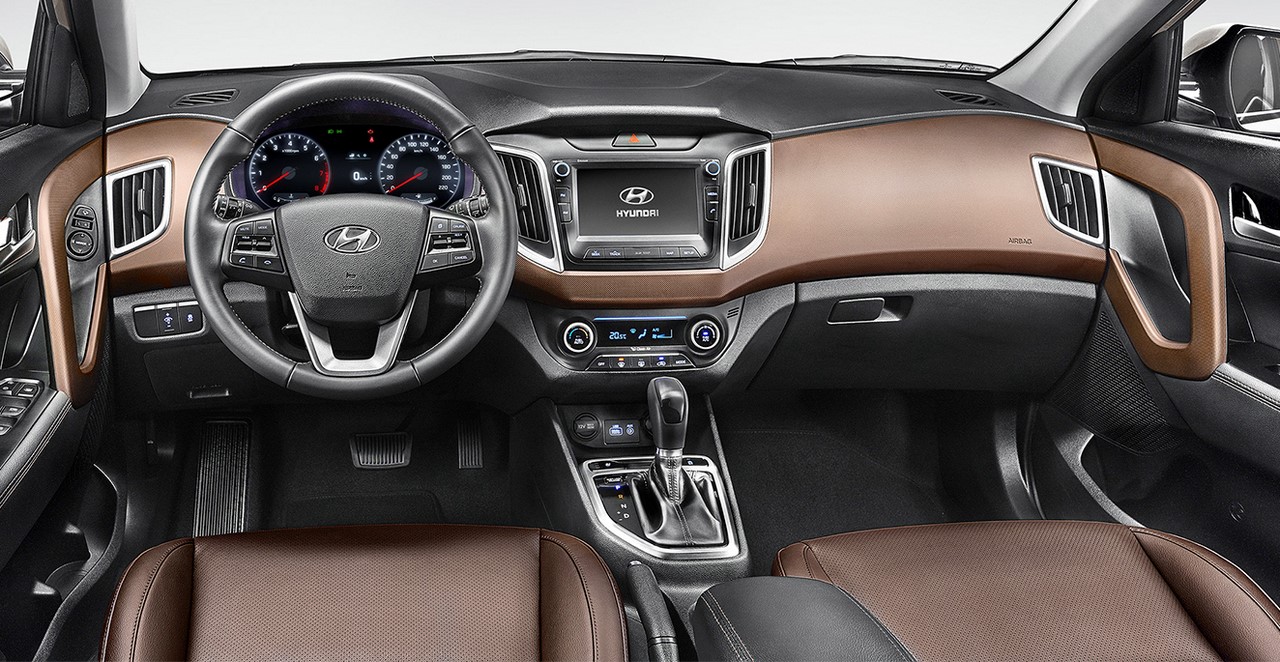 Brazilian-spec Hyundai Creta interior dashboard