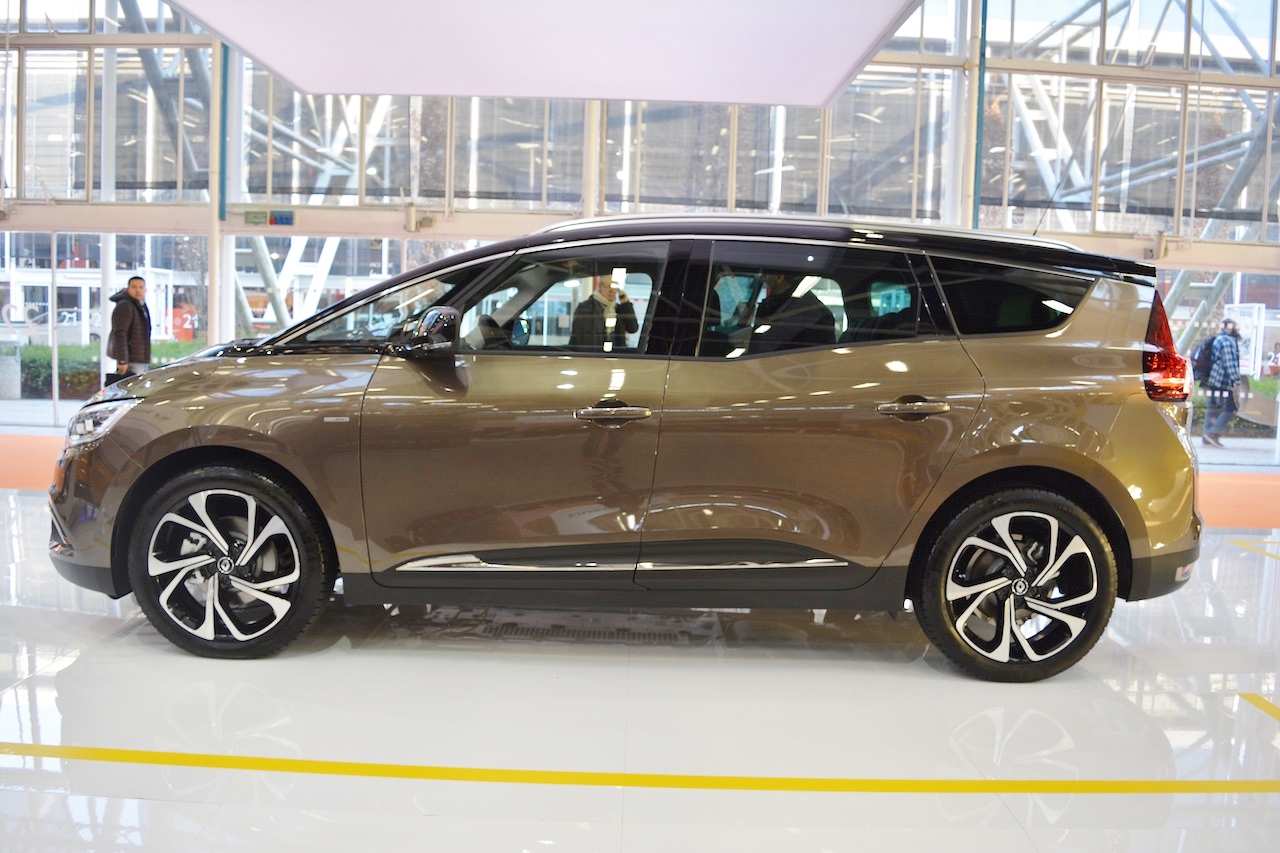 Renault Grand Scenic - 2016 Bologna Motor Show