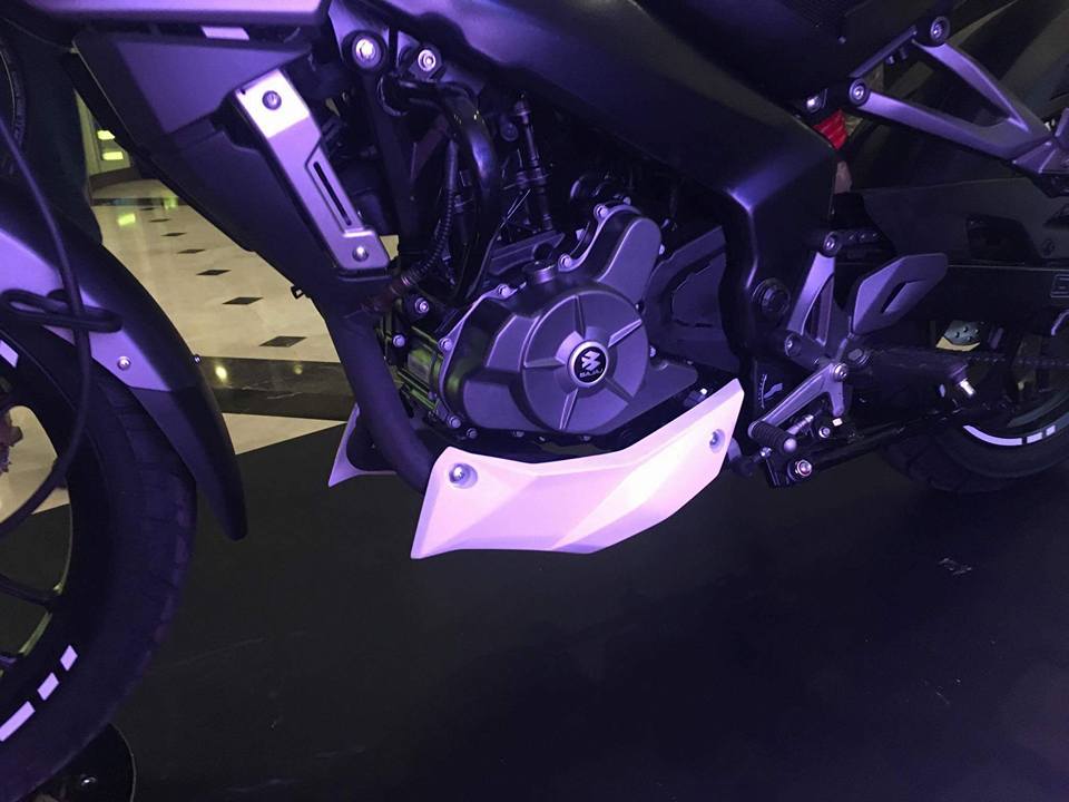bajaj pulsar 135 engine price