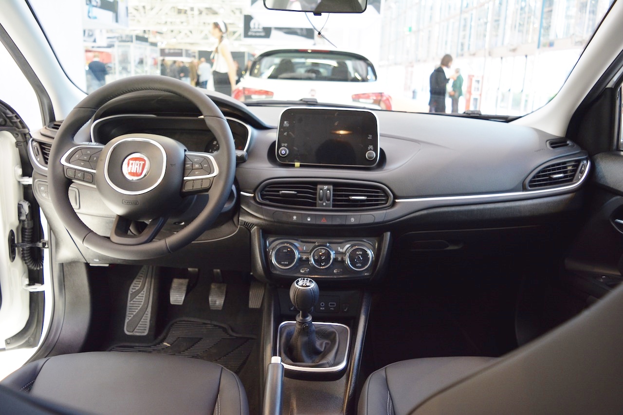Toyota Station Wagon >> Fiat Tipo Station Wagon interior dashboard at 2016 Bologna ... Toyota Station Wagon >> Fiat Tipo Station Wagon interior dashboard at 2016 Bologna ...