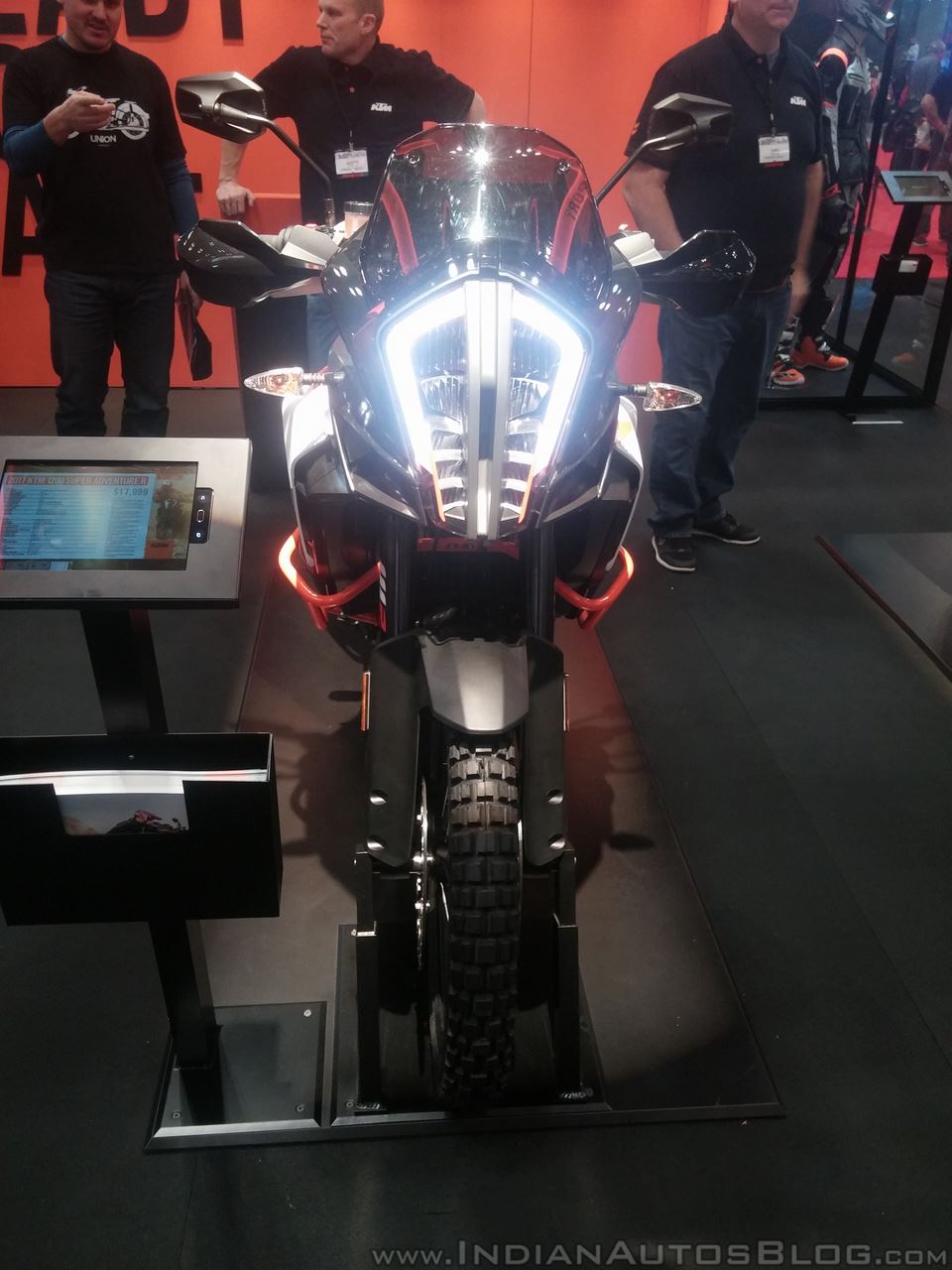KTM 1090 Adventure R, 1290 Super 