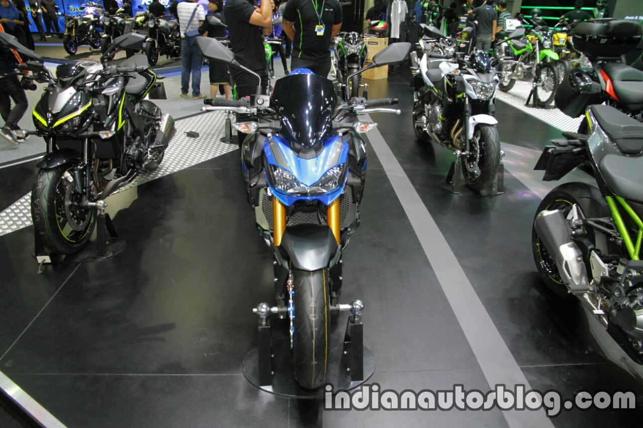 Kawasaki Z900 front at Thai Motor Expo