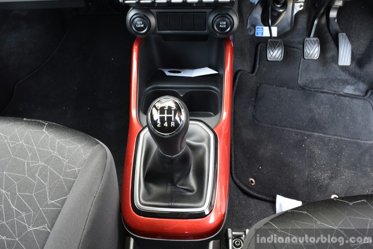 Maruti Ignis gear selector First Drive Review