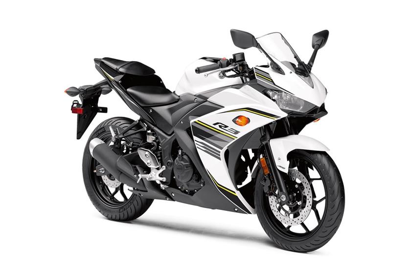 Yamaha R3 ABS white