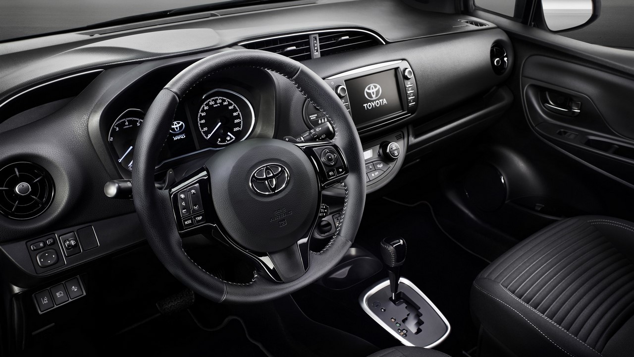 2017 Toyota Yaris Facelift Variant Interior