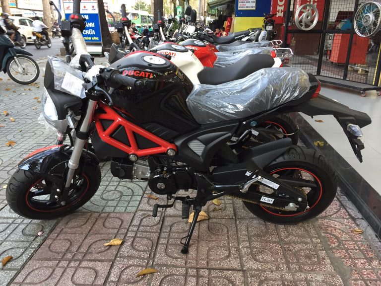 Mini ducati deals monster