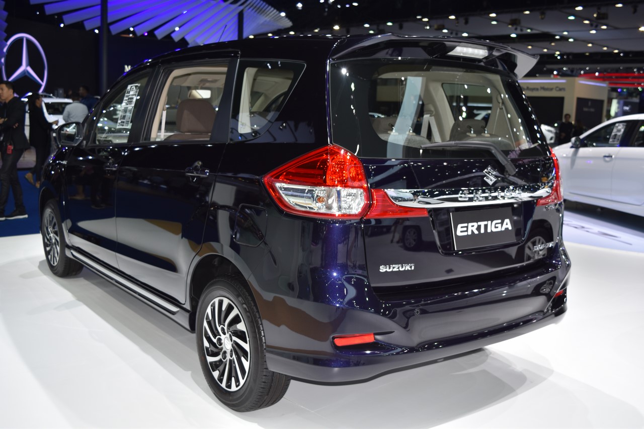  Suzuki  Ertiga  Drezza rear quarter at the BIMS 2019 