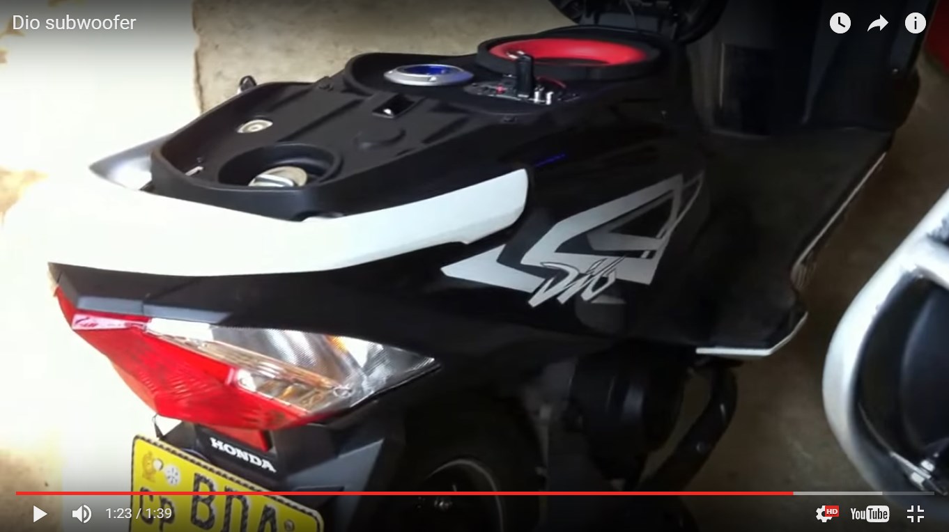 Honda Dio modified to have a music system