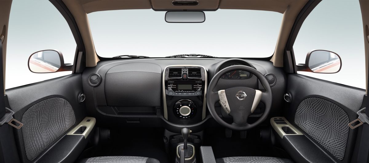 2016 Nissan Micra dashboard