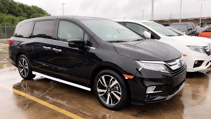 Honda odyssey 2018 hot sale black