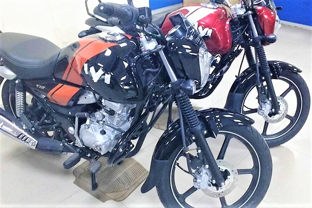 Bajaj V12 Now Available With Front Disc Brake