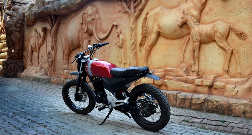 Honda Unicorn 150 Scrambler by Furious Customs rear three quarter left