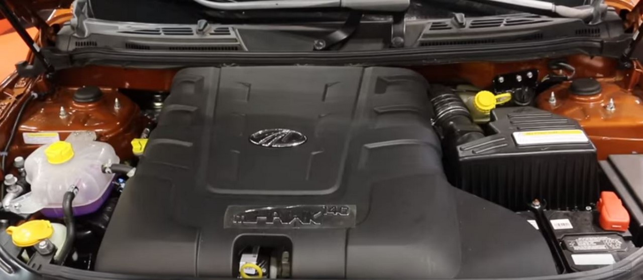 Mahindra XUV500 special edition engine bay