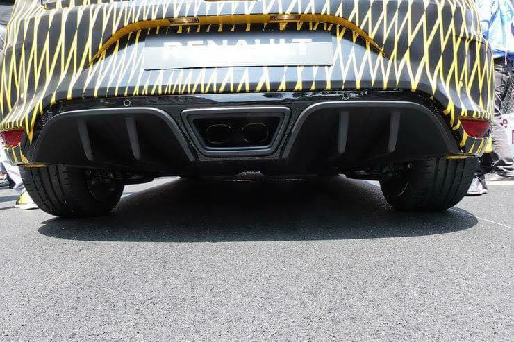 Renault Megane RS 2018 diffuser and exhaust