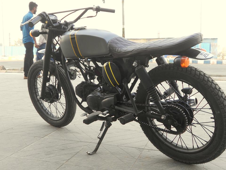 Hero Honda CD Deluxe 'Tracker' by Ayas Custom Motorcycle