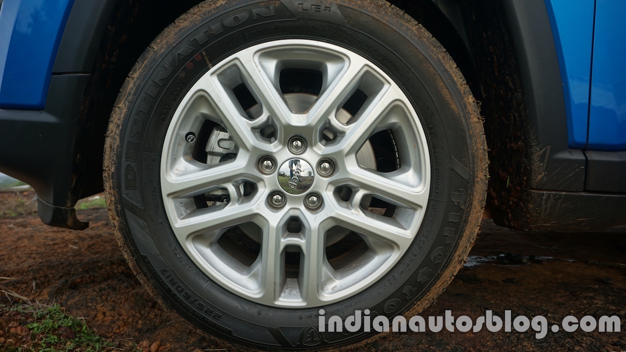 Jeep Compass alloy wheel design review