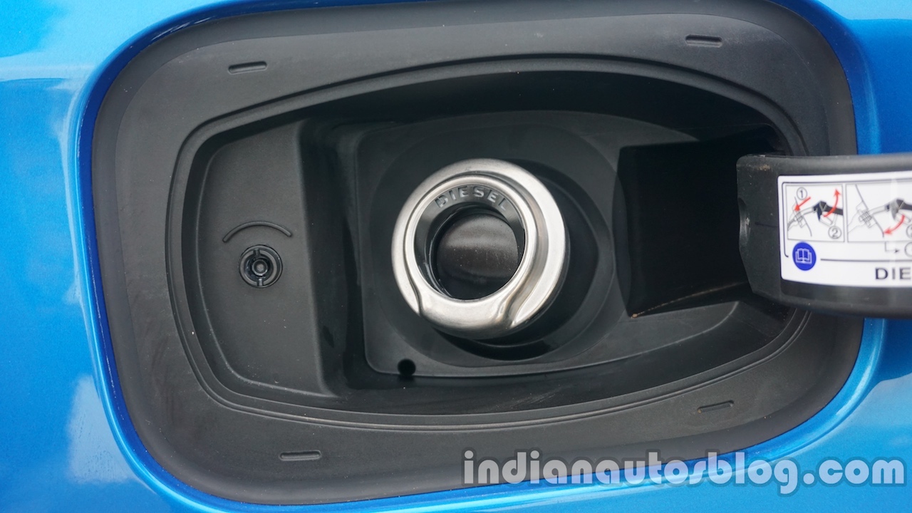 Jeep Compass fuel cap review