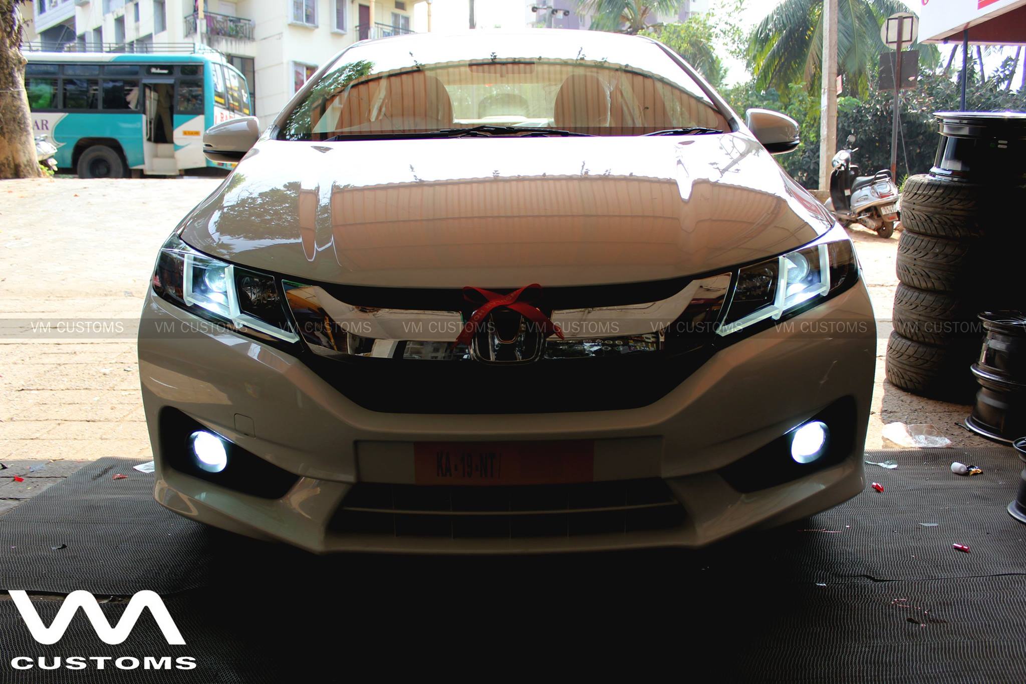 Custom Honda City by VM Customs lights on