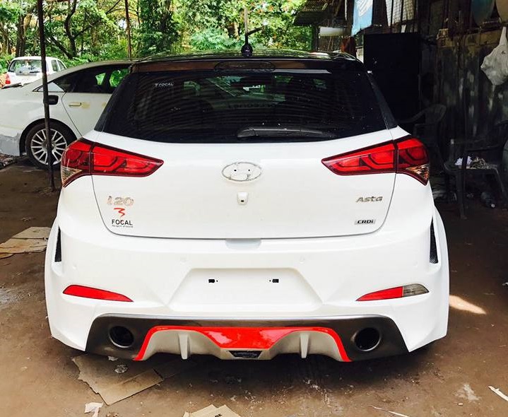 Custom Hyundai i20 by Caddy Crewz Rear View