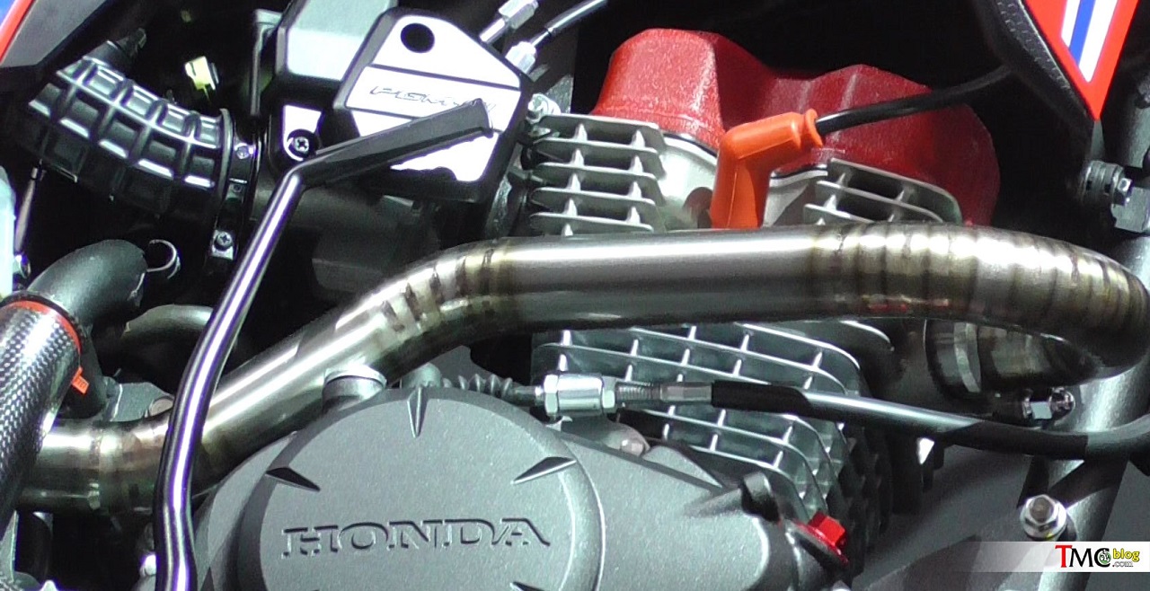 Honda CRF 150 prototype engine head at GIIAS 2017