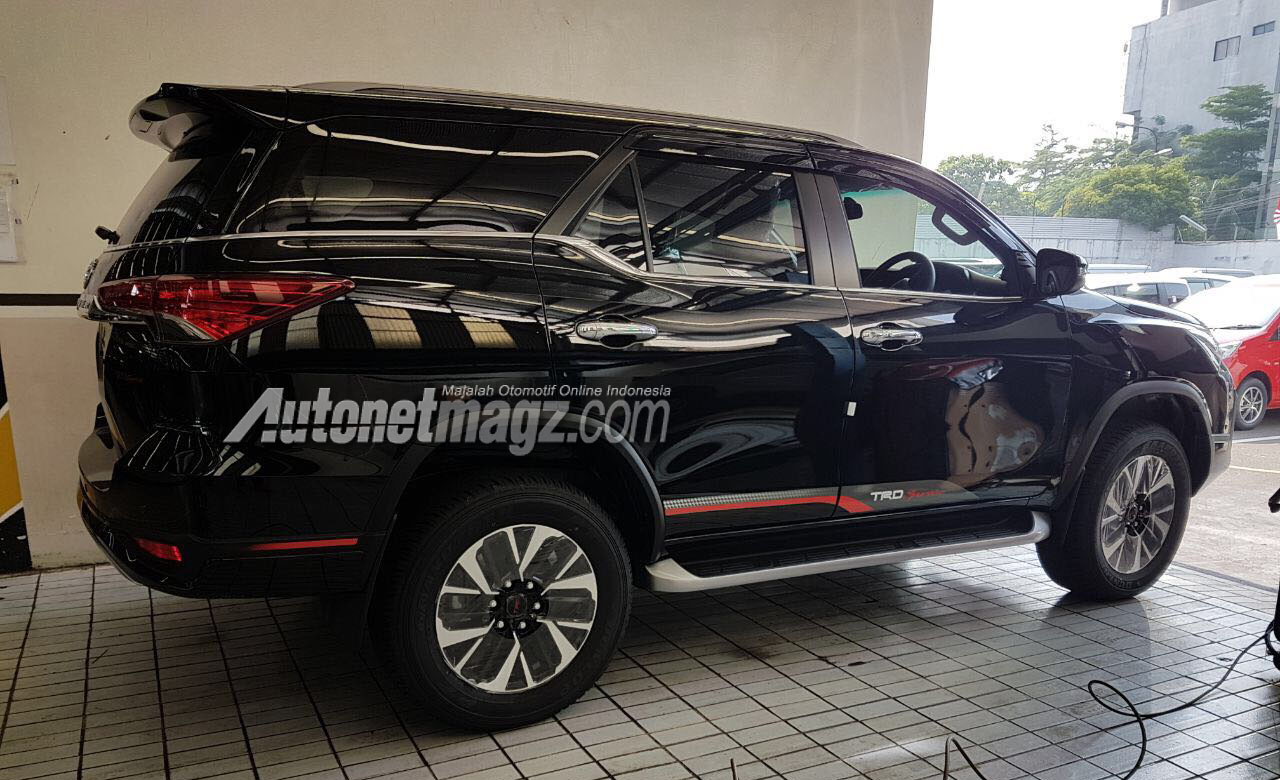 New Toyota Fortuner  TRD  Sportivo spotted could debut at 