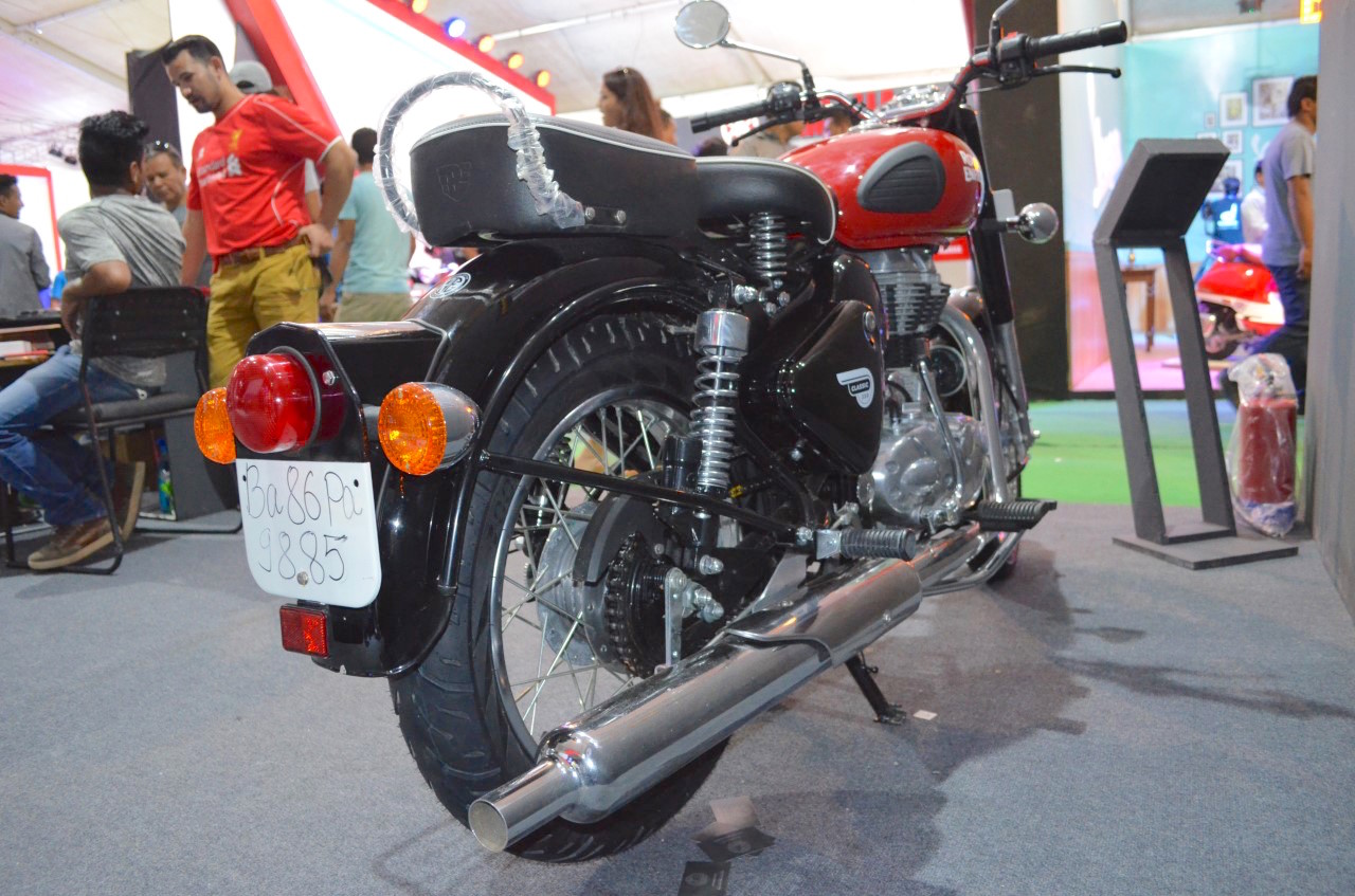 Royal Enfield Classic 350 Redditch Red Rear Three Quarters