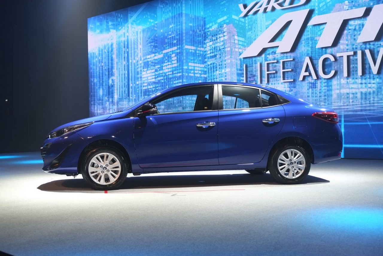 Toyota Yaris ATIV profile
