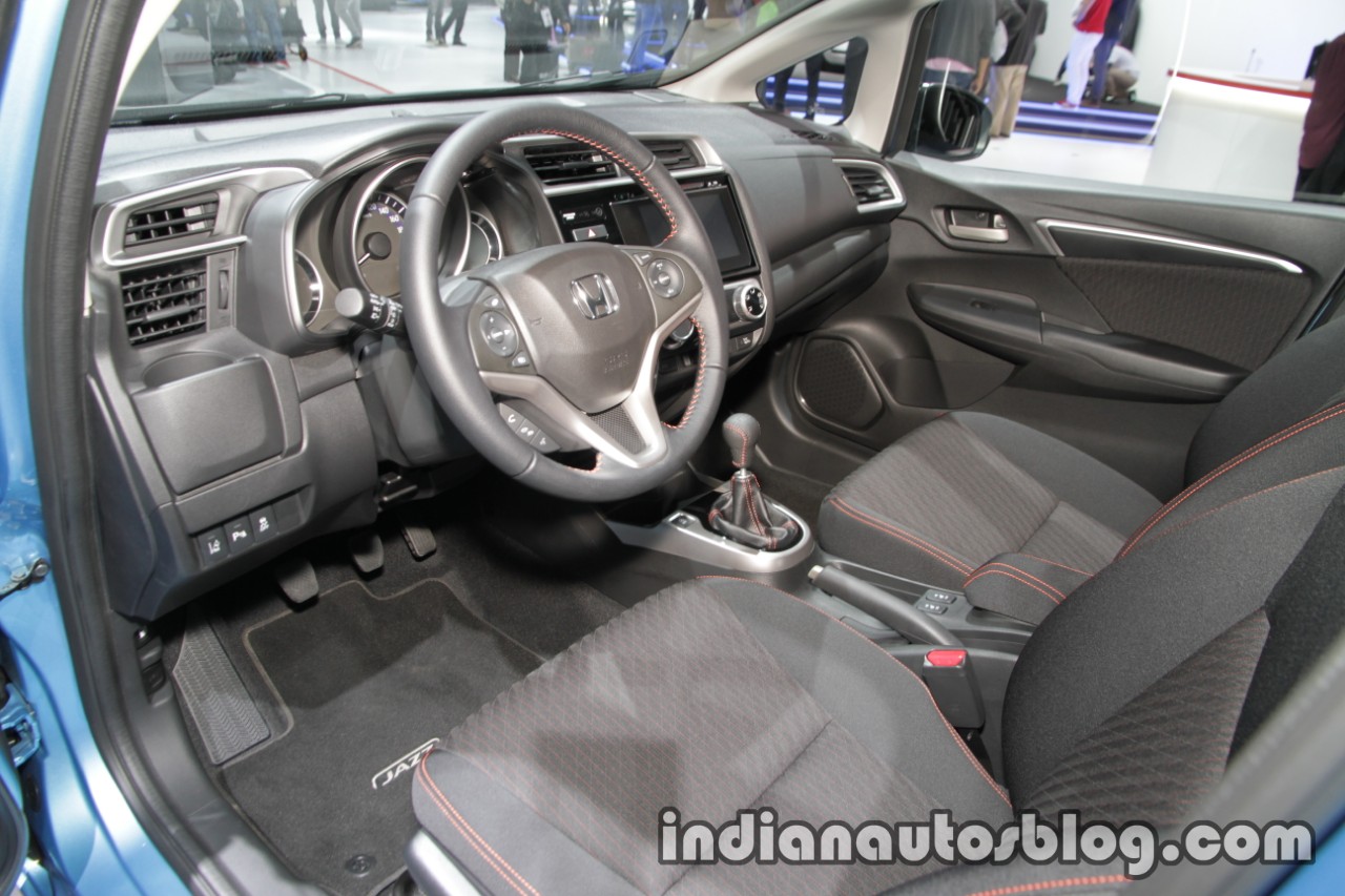 2017 Honda Jazz (facelift) dashboard at the IAA 2017
