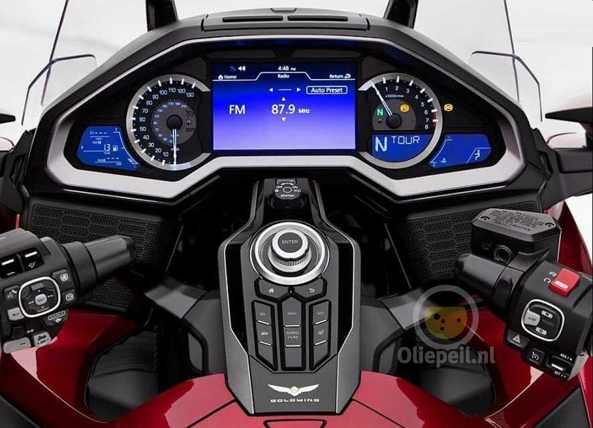 2018 Honda Goldwing leaked red instrument cluster