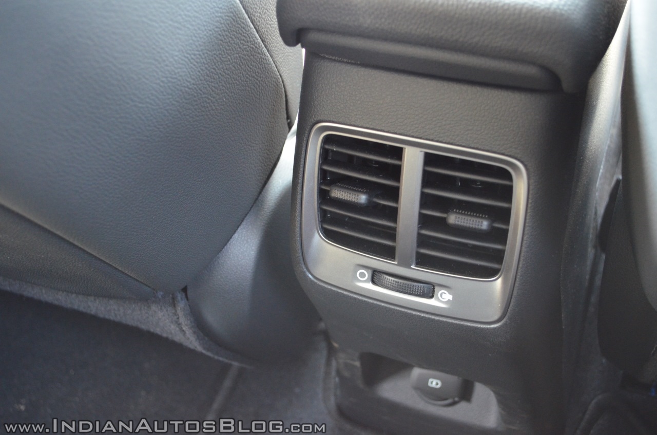 Hyundai Verna 2017 test drive review rear ac vent