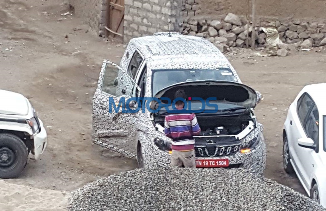 Mahindra U321 engine bay spy shot