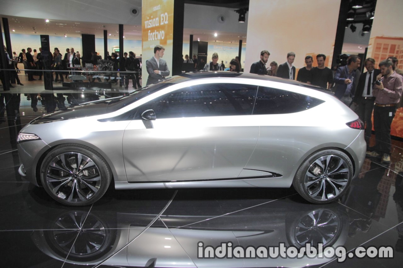 Mercedes-Benz Concept EQA side at the IAA 2017 Mercedes-Benz Concept EQA side at the IAA 2017
