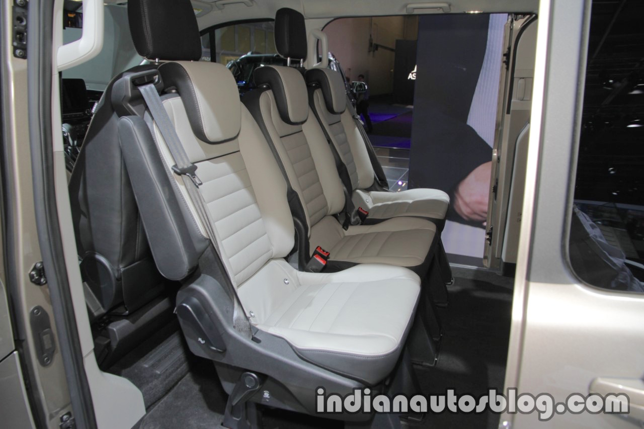 ford tourneo custom 2018 interior