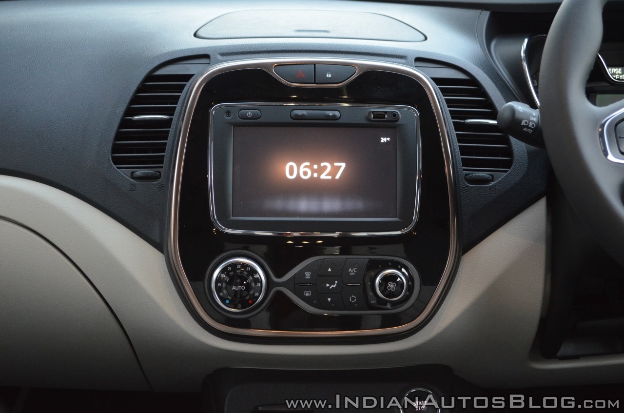 Renault Captur touchscreen
