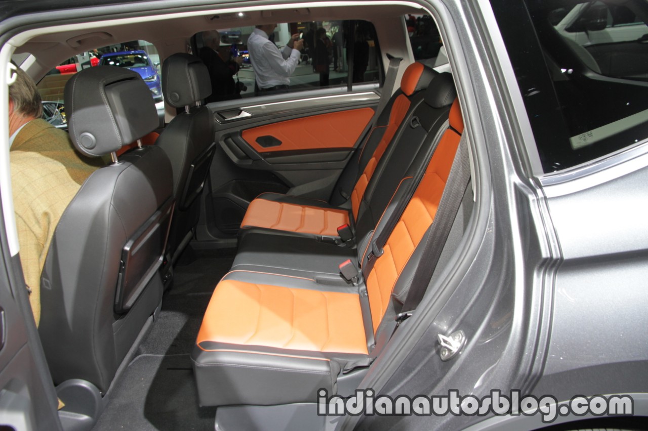 Volkswagen Tiguan Allspace rear seat at IAA 2017