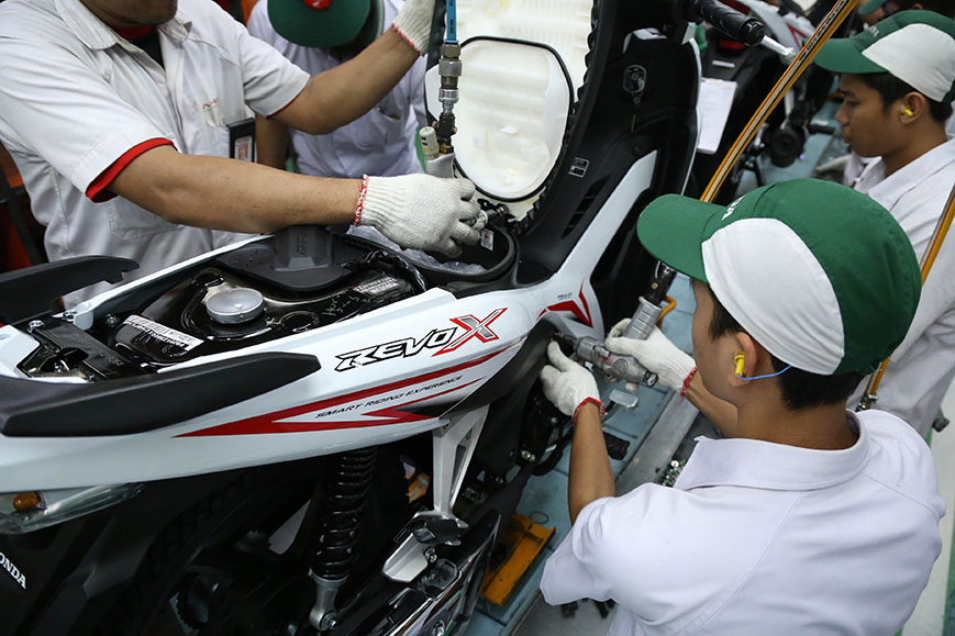 Honda Revo X White factory shot closeup